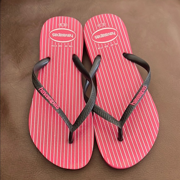 Havaianas pink and White Striped Flip Flops size 6 womans - Picture 1 of 3